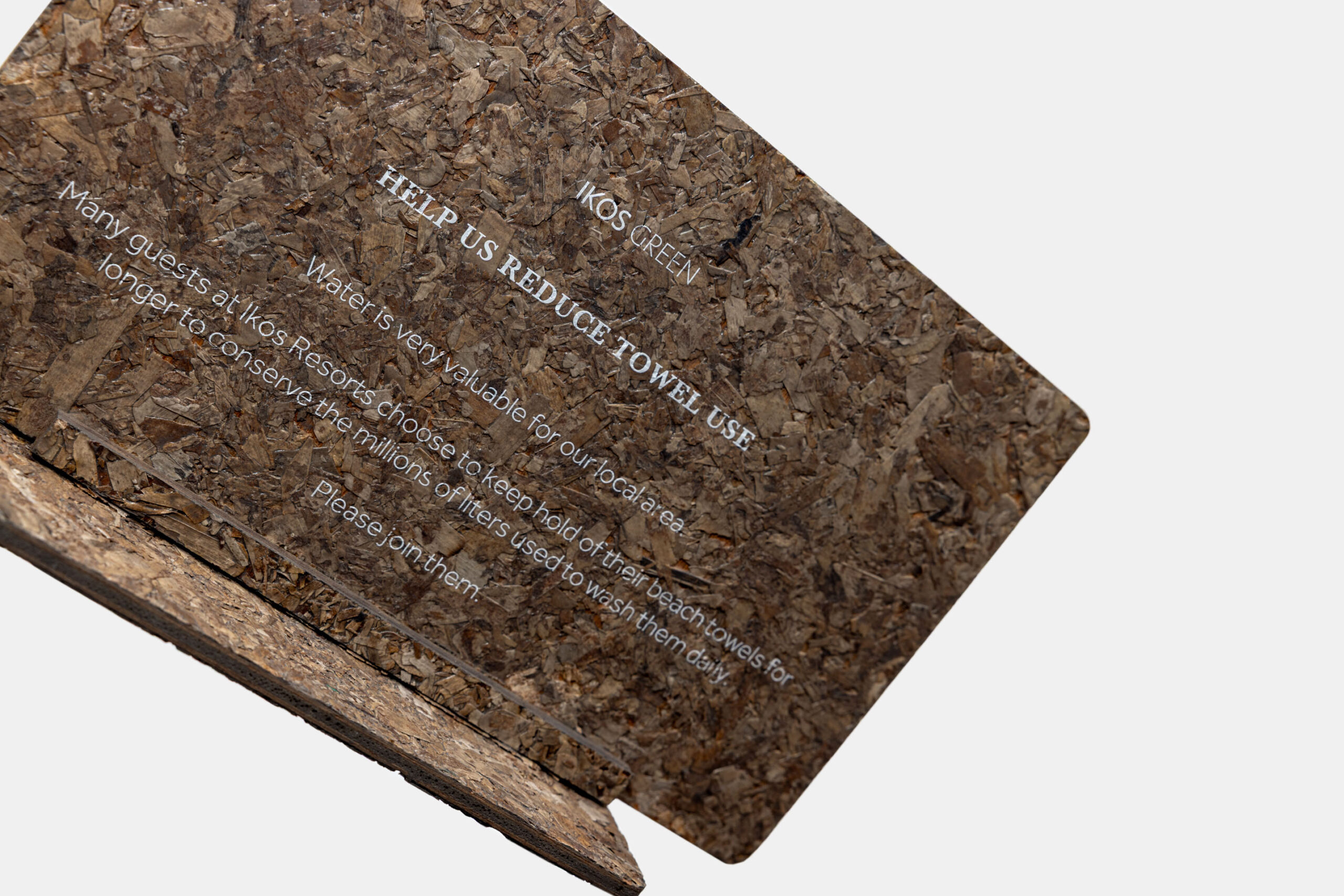 qr stand sus sani ikos