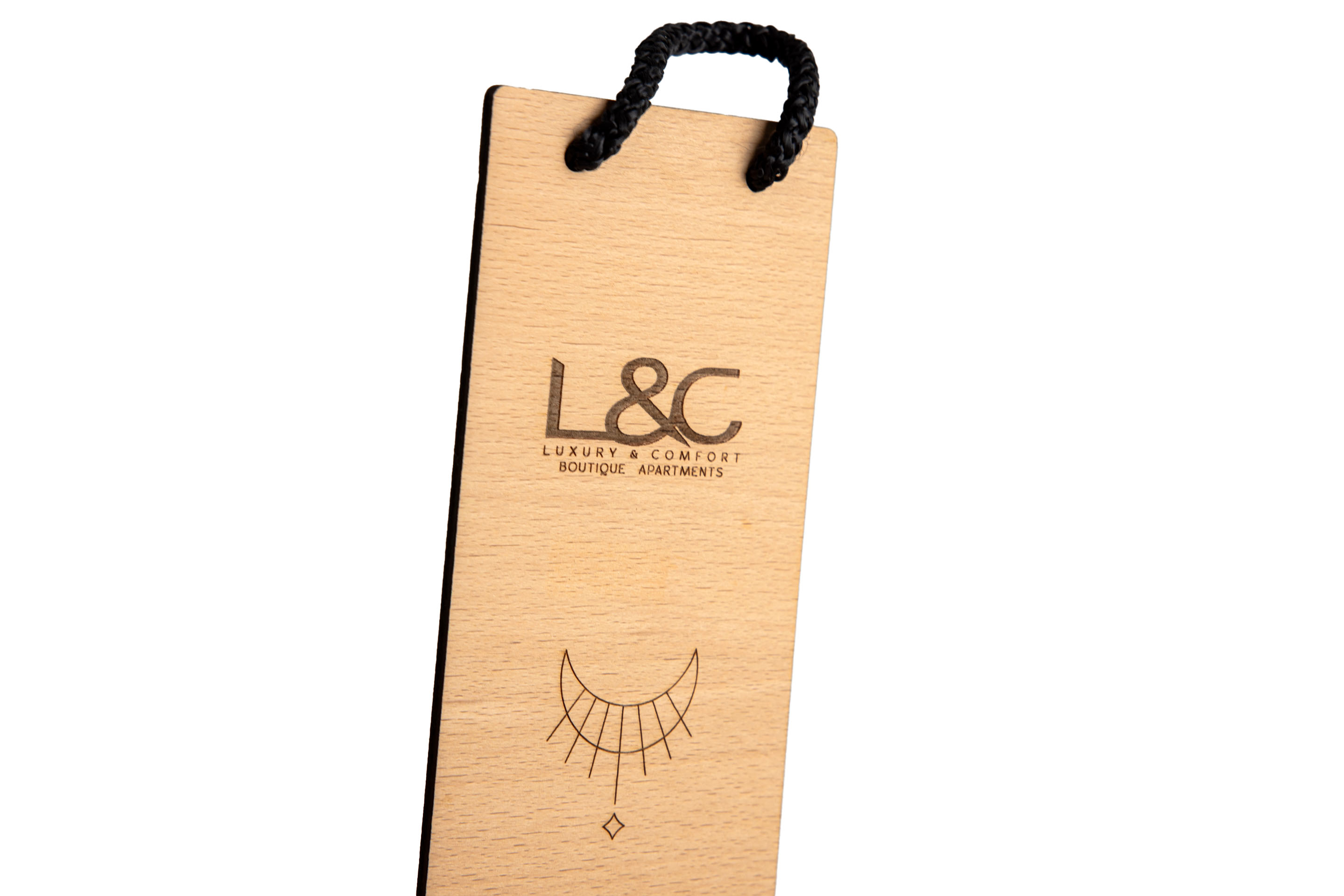 door hanger h L&C boutique apartments