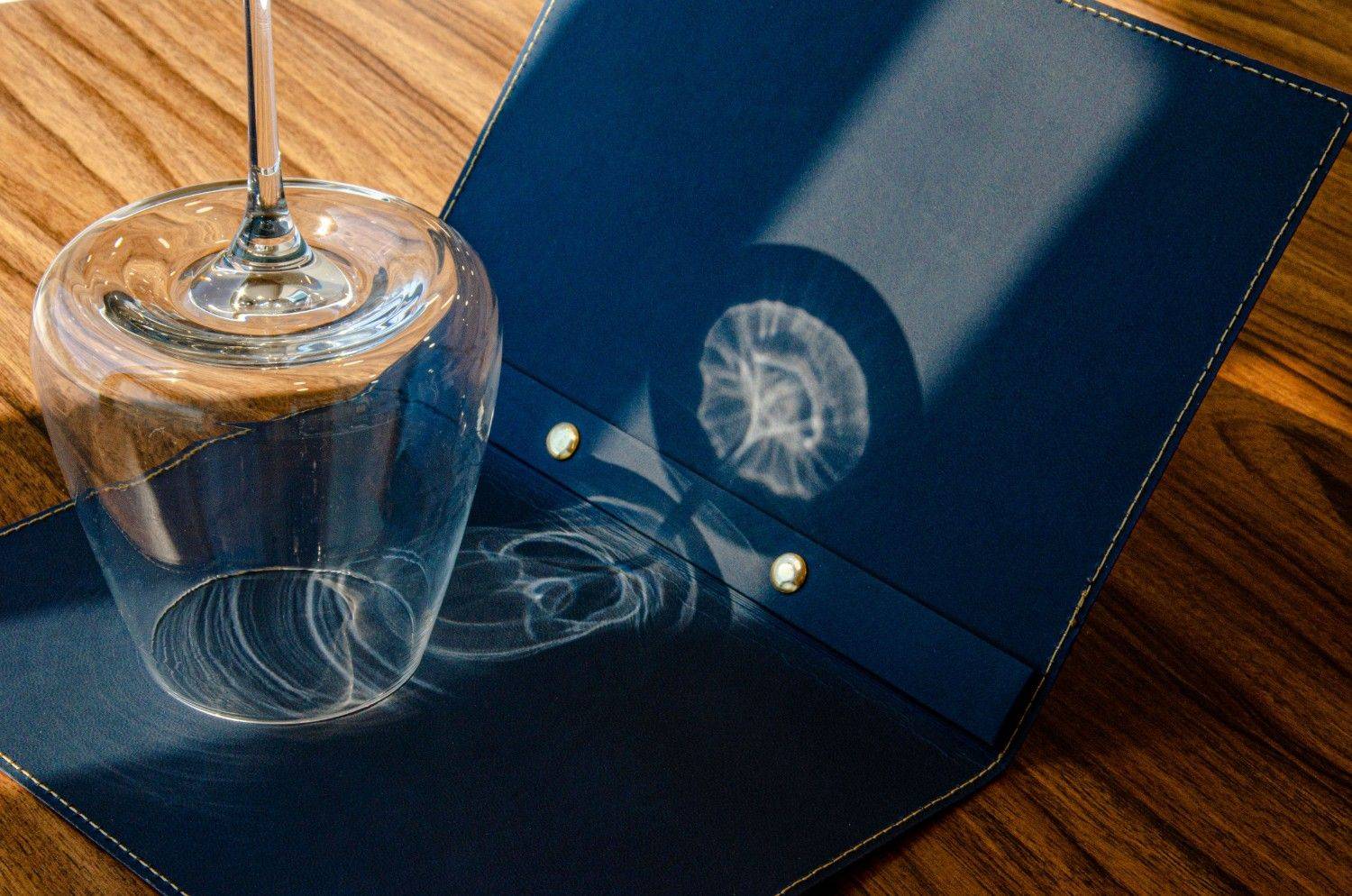 flexy cover menu wine bev bar strofilia