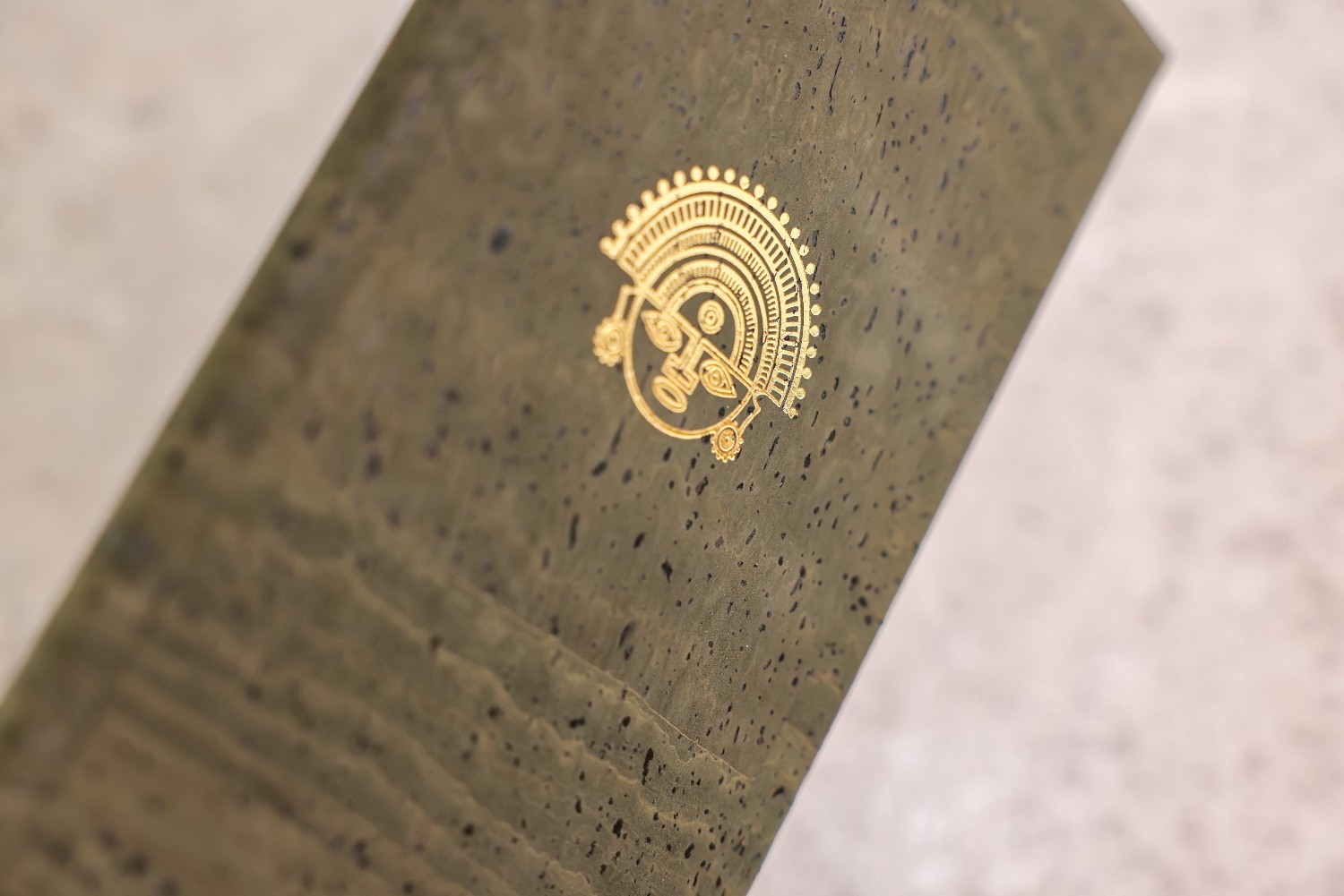 hard bill folder manko