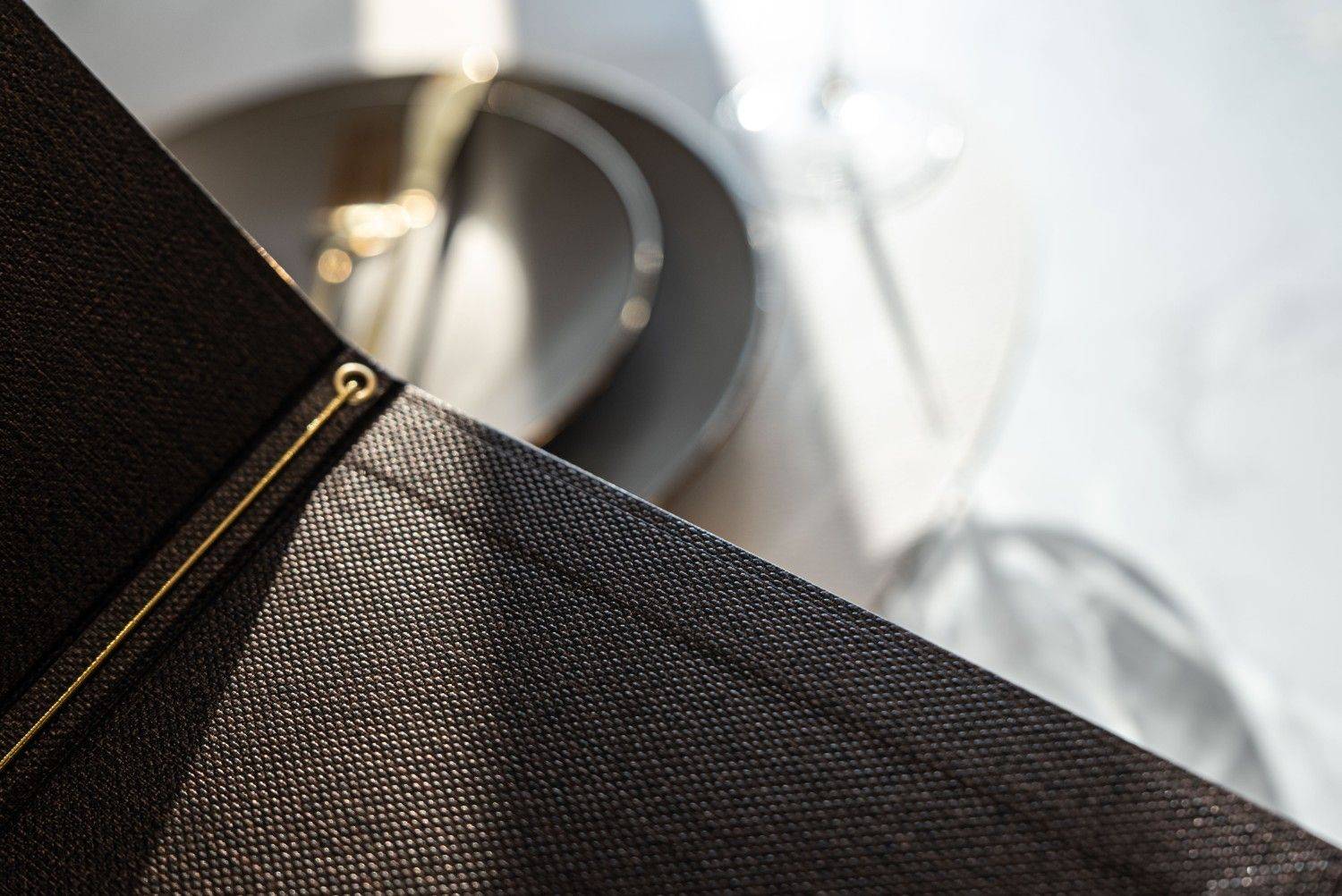 hard cover menu wine el puerto