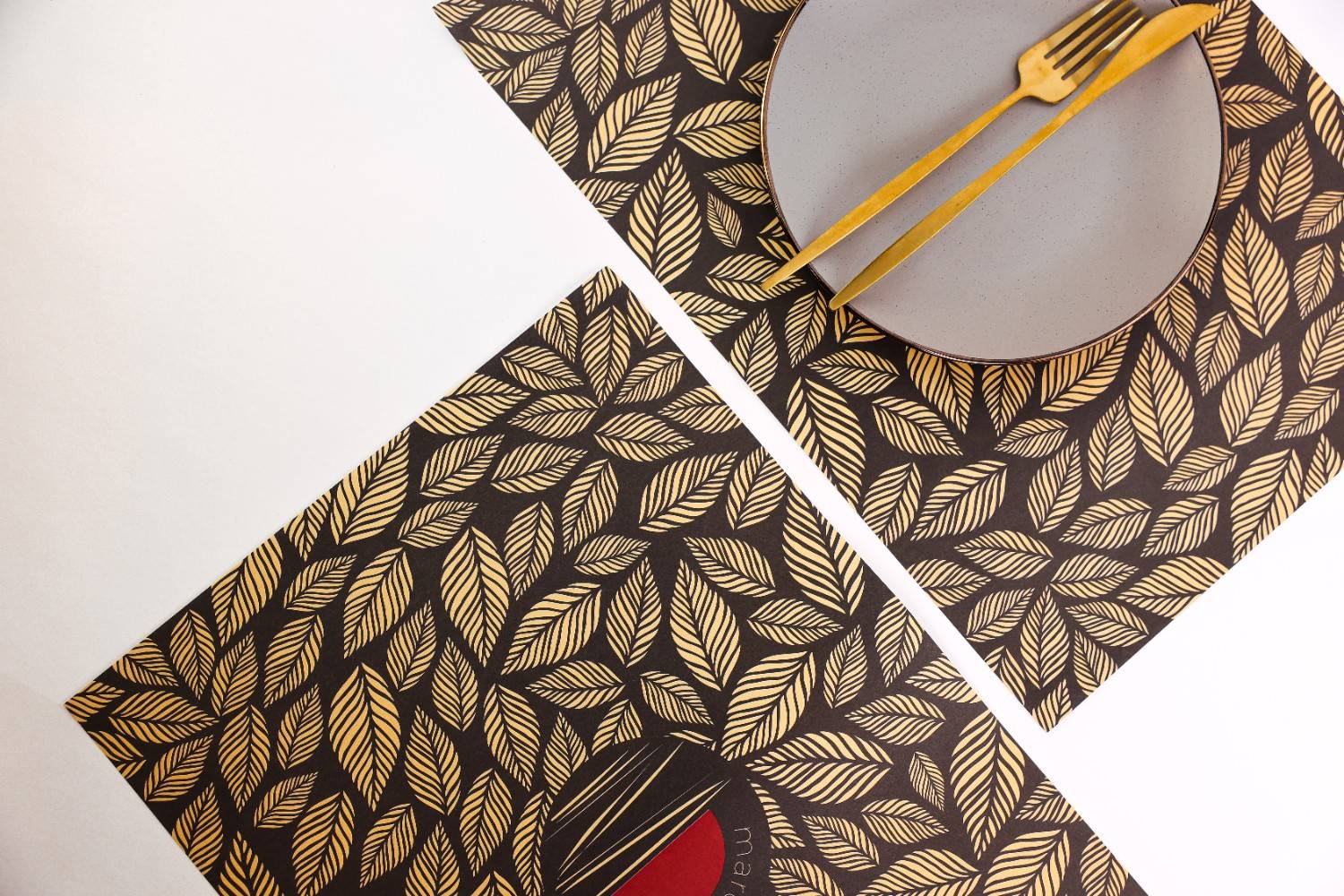 soft placemat maroondoor