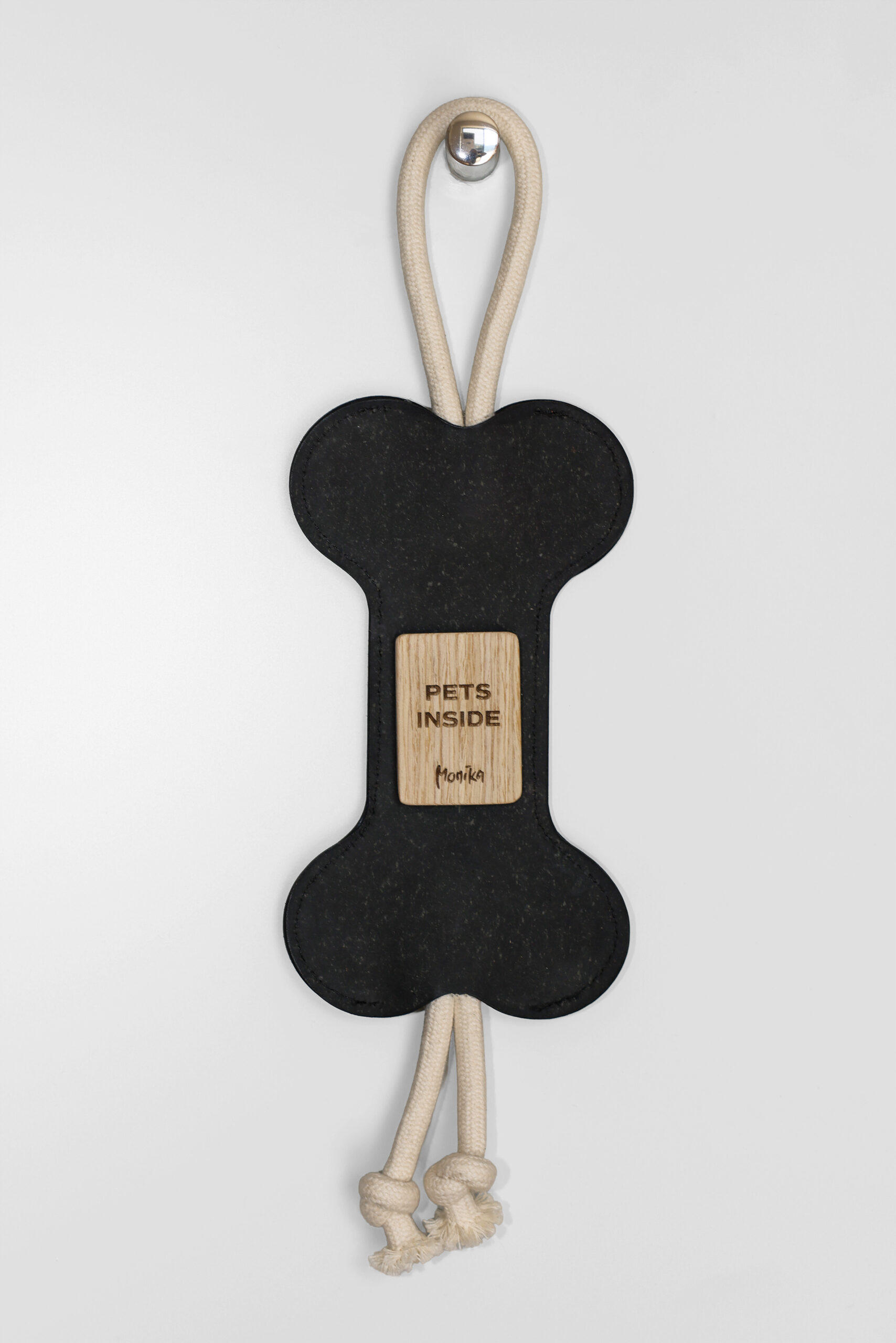 woof hanger monika jpg